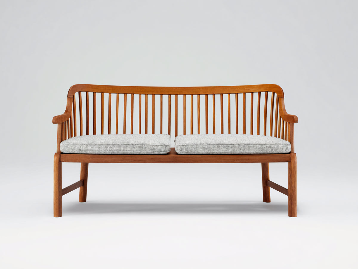 Gartenbank Massivholz Stoff 160x62x88 cm - Braun-Hellgrau - Dreisitzer mit Armlehnen und 2 Sitzpolstern